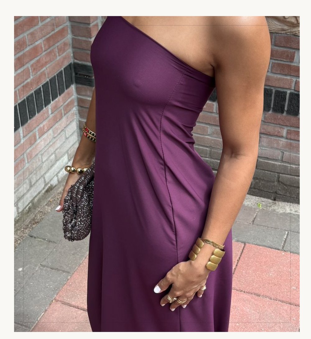 The Grace Dress in midnight burgundy, detail