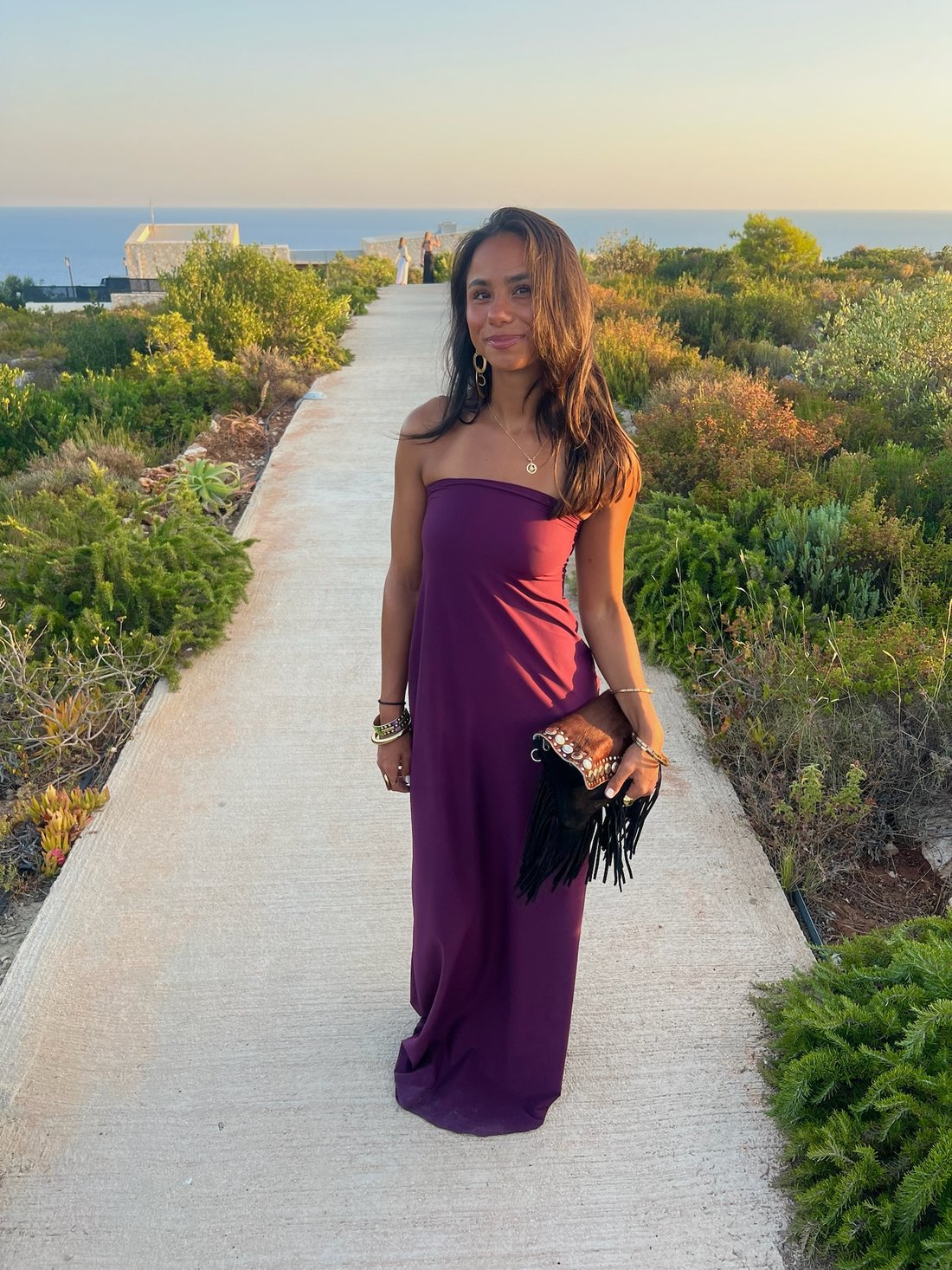 The Grace Dress in midnight burgundy, ganzelijf